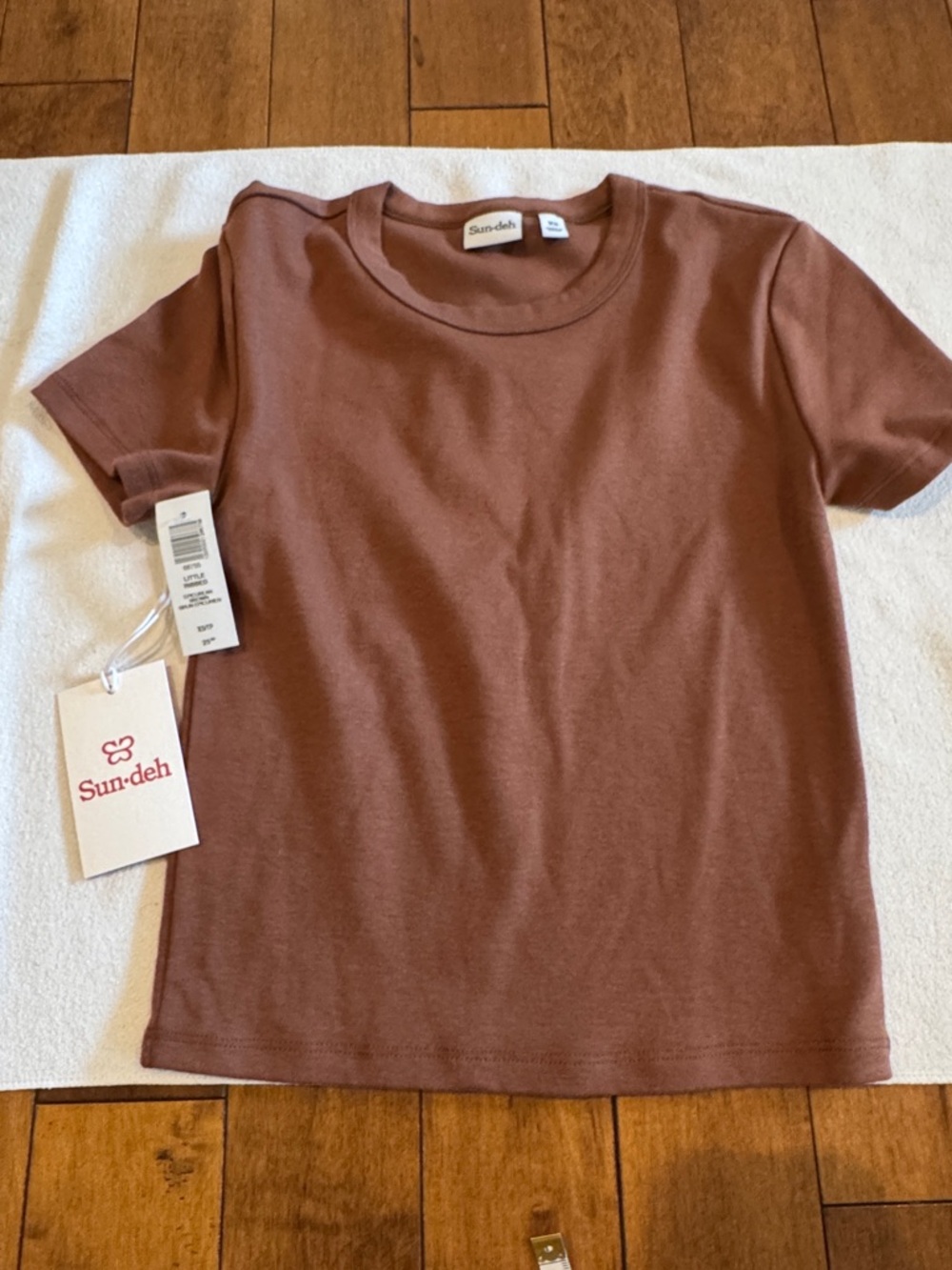 Aritzia Short Sleeve Crew Tee in Brown